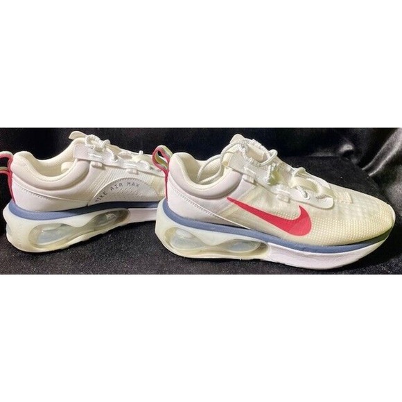 Womens Nike Air Max VTM DC9478-100, Women's Sneakers, Size 8 - Picture 2 of 5